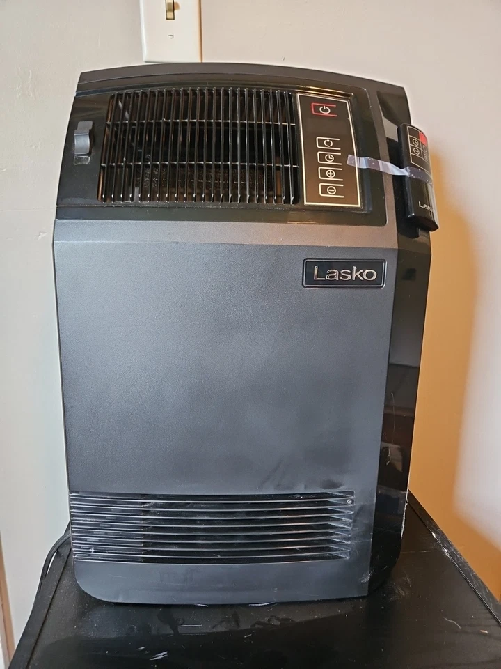 Calentador de cerámica para toda la habitación Lasko CC23161 Motion Heat - negro Foto 1 de 4