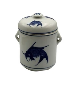 Vaso zenzero ceramica cinese asiatica pesce koi blu vintage con coperchio 6" - Foto 1 di 7