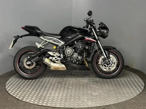 Triumph Street Triple RS 2018 with 6234 miles + Arrow Exhaust - Picture 1 of 14