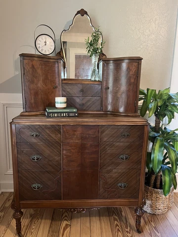 antique vintage vanity dresser with original mirror Cover