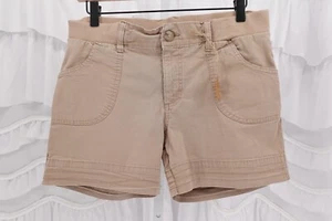 Lee Riders Damen Midrise Short elastische Taille khaki 4 Taschen Shorts Größe 8M - Bild 1 von 15