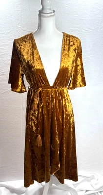 Vestido envolvente Forever 21 terciopelo aplastado dorado manga acampanada midi talla L Foto 1 de 4