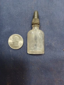 ANTIQUE MINI GLASS BOTTLE - Picture 1 of 2