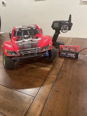 Camión de carreras Traxxas Slash 2Wd 1/10 recorrido corto - rojo Foto 1 de 4