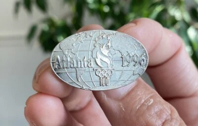 Atlanta 1996 Olympics Belfour Sterling Silver Oval World Map Pin - Image 1 of 3