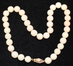 Stunning Angel Skin Coral Necklace With 14K Gold Clasp 15" - Picture 1 of 3