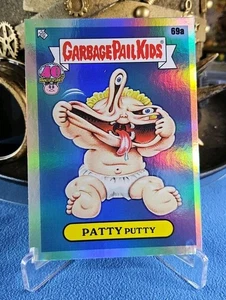 2025 Worst of Garbage Pail Kids 40 aniversario patty masilla 69a - Imagen 1 de 3