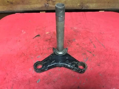 Abrazadera de árbol triple horquilla delantera Ducati Mountaineer Falcon Cadet 100 90 80    Foto 1 de 4