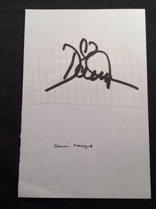 Dannii Minogue Music Singer Vintage Original Signature Autograph Paper A158 - Picture 1 of 1