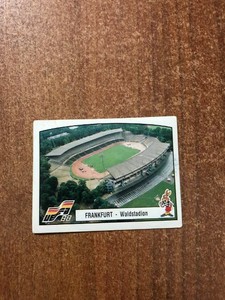 PANINI EURO 88 N.26 FRANKFURT WALDSTADION FOOTBALLER FIGURE WITH VELINA (PHOTO)