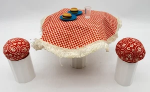 RARE VINTAGE 1974 BARBIE ROOM FULLS KITCHEN W/ Mushroom Stools Table 11 Pieces - Picture 1 of 12