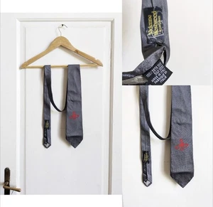 Accesorios Vivienne Westwood Corbata Gris Seda Rojo Orbe Logo Hecho en Italia - Imagen 1 de 5