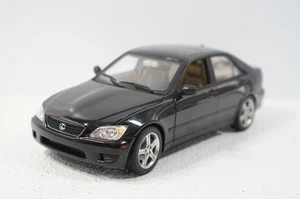 AutoArt Lexus IS300 1:18 Black 1:18 Diecast Model Car - Picture 1 of 11