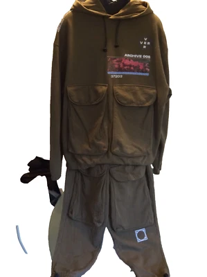 ASOS Tracksuit Men M Design co-ord oversize Hoodie Cargo Pockets Brown Graphic - Image 1 of 4