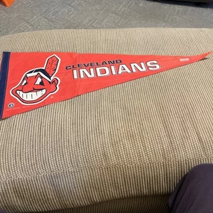 Cleveland Indians 2002 Wincraft Banner 30” By 11” - Picture 1 of 6
