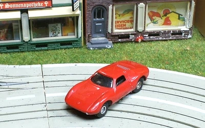 Faller AMS roter Porsche 904 GT mit Flachankermotor für die Faller Stadtautobahn - Bild 1 von 4