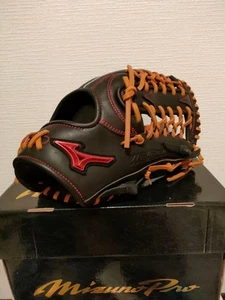 Softball Glove Outfield Size 14 Black New with Tags Adult Baseball Mitt - Picture 1 of 4