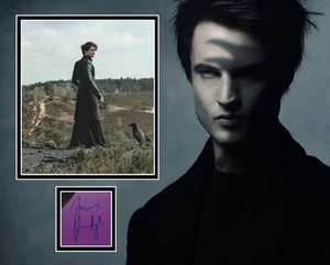 TOM STURRIDGE SIGNED THE SANDMAN PHOTO MOUNT - Picture 1 of 1