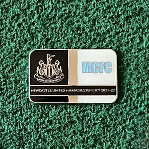 Newcastle United V Manchester City Official Match Badge 21/22 - Bild 1 von 1