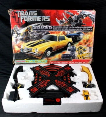 Micro Scalextric TRANSFORMERS Bumblebee vs Barricade Slot Car Set NearComplete - Image 1 of 4