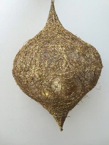 Gold Glittered Wire Finial Christmas Tree Ornament 13"X8" - Bild 1 von 6