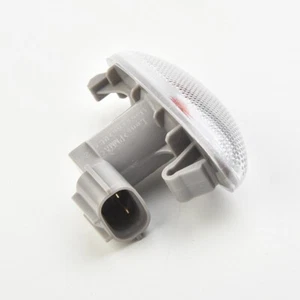 Indicatore Freccia Luce Lato Sinistro Per Toyota Yaris 12.2005-03.2011 RAV4 - Picture 1 of 12
