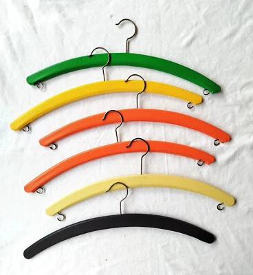 Kleiderbügel 6 Stück Plastiküberzug mit Haken Vintage Retro - Bild 1 von 3