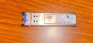 Moduł nadawczo-odbiorczy Cisco GLC-LH-SMD 10-2625-01 V01 1000BASE-LX/LH SFP - Zdjęcie 1 z 1