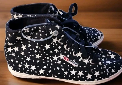 Superga "Fantasia" Azul Marinho com Estrelas Tops Altos Unissex Tamanho Masculino (5.5) Feminino (7) NOVO - Imagem 1 de 4