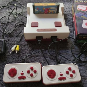 PLAY COMPUTER RETRO with twin bees - Picture 1 of 5