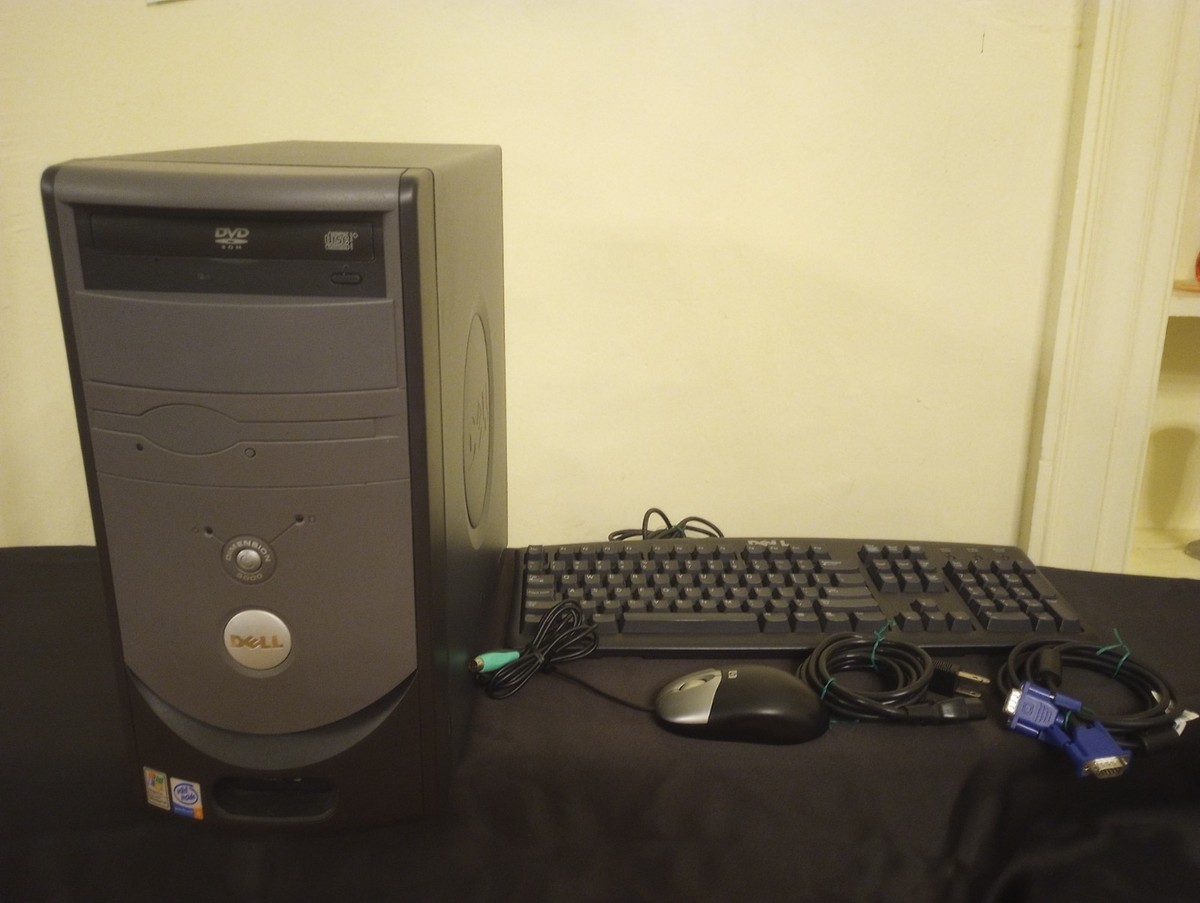 【中古】The Tower II for Windows 95/98 Working Windows 98 desktop tower with original HDD found on