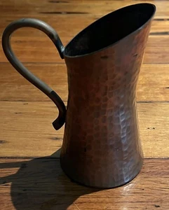 Weeda Tasmania hammered copper jug /pitcher - Bild 1 von 5