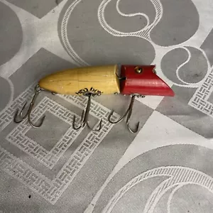 Heddon Zig Wag Red Head White Body Color - Picture 1 of 5