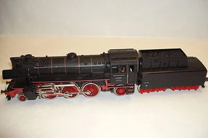 LOCOMOTIVA IN METALLO CON ROMORCHIO MARKLIN SC. HO 23014 MODELLISMO FERROVIARIO - Imagen 1 de 1