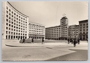 RPPC Marx & Engels Denkmal und Platz in Belgrad Jugoslawien um 1960 Postkarte - Bild 1 von 2