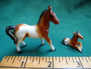 Vtg Hagen Renaker Retired Indian Pony Brown Pinto Horse Mare & Colt Fold - Picture 1 of 15