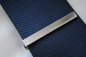 Silver Diagonal Ridged Tie Clip Pin 5.8cm by Frederick Thomas RRP£19.99 FT334 - Picture 1 of 2
