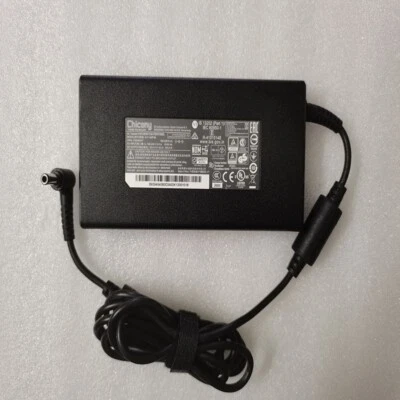 Estación de Acoplamiento Universal Chicony 20V9A A17-180P4B 180W Original para TBT3-UDV-85W Foto 1 de 4