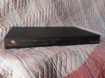 Avocent DSR4160 16 Port KVM - Image 1 of 2