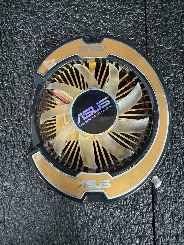 Asus 13G070554001 FANSIK FOR RV670/ACTC/S1-VA092-01 - Image 1 of 4