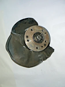 Mercedes sl 107 front spindle hub 560sl w107 560 500 420 LS 1073320301 Left r107 - Picture 1 of 3