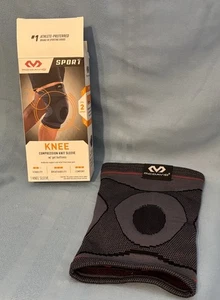 McDavid Sport Compression Knee Sleeve S/M Gel Buttress Gray NEW - Picture 1 of 13