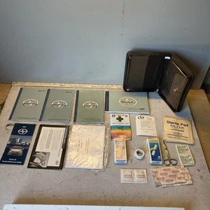2007 Scion Tc Owners Manual Book Guide P/N:01999-21023 - Bild 1 von 12