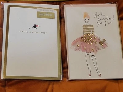 Lote de 2 tarjetas Hallmark 1 tarjeta emergente 3D de Harry Potter 1 tarjeta fashionista A2 Foto 1 de 4