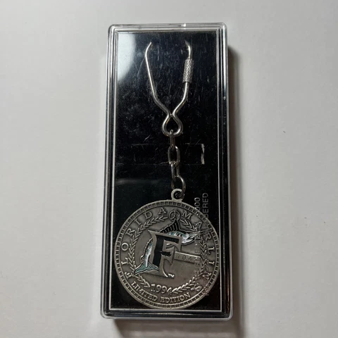 1994 MLB Florida Marlins/Joe Robbie Key Chain limited 1043/5000 Cover