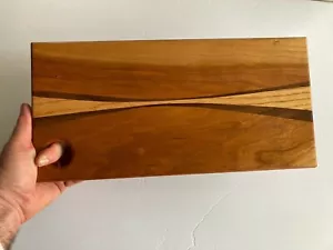 EXOTIC WOOD CHARCUTERIE CHEESE BOARD THUMB HOLE SERVING MODERNIST 5/8” SOLID A+ - Picture 1 of 12