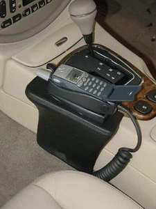 KUDA phone holder for Jaguar S-Type 03.99'- 02.2002 RHD - Zdjęcie 1 z 1