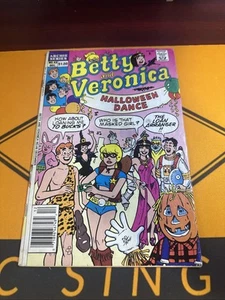 BETTY & VERONICA #46 HALLOWEEN ISSUE DAN DECARLO COVER ART ARCHIE COMICS 1991 - Picture 1 of 7