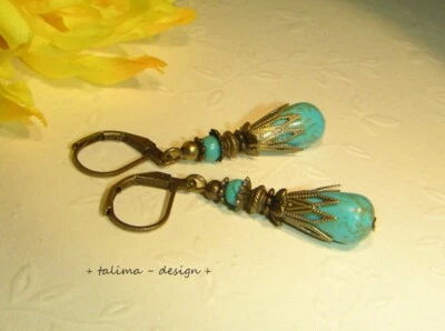 Ohrringe + Bronze + Tropfen Howlith Türkis + handmade + Antiklook Vintage  - Bild 1 von 2