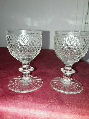 DEUX ANCIENS VERRES  A LIQUEUR MOULE BACCARAT POINTES DIAMANT - Photo 1/4